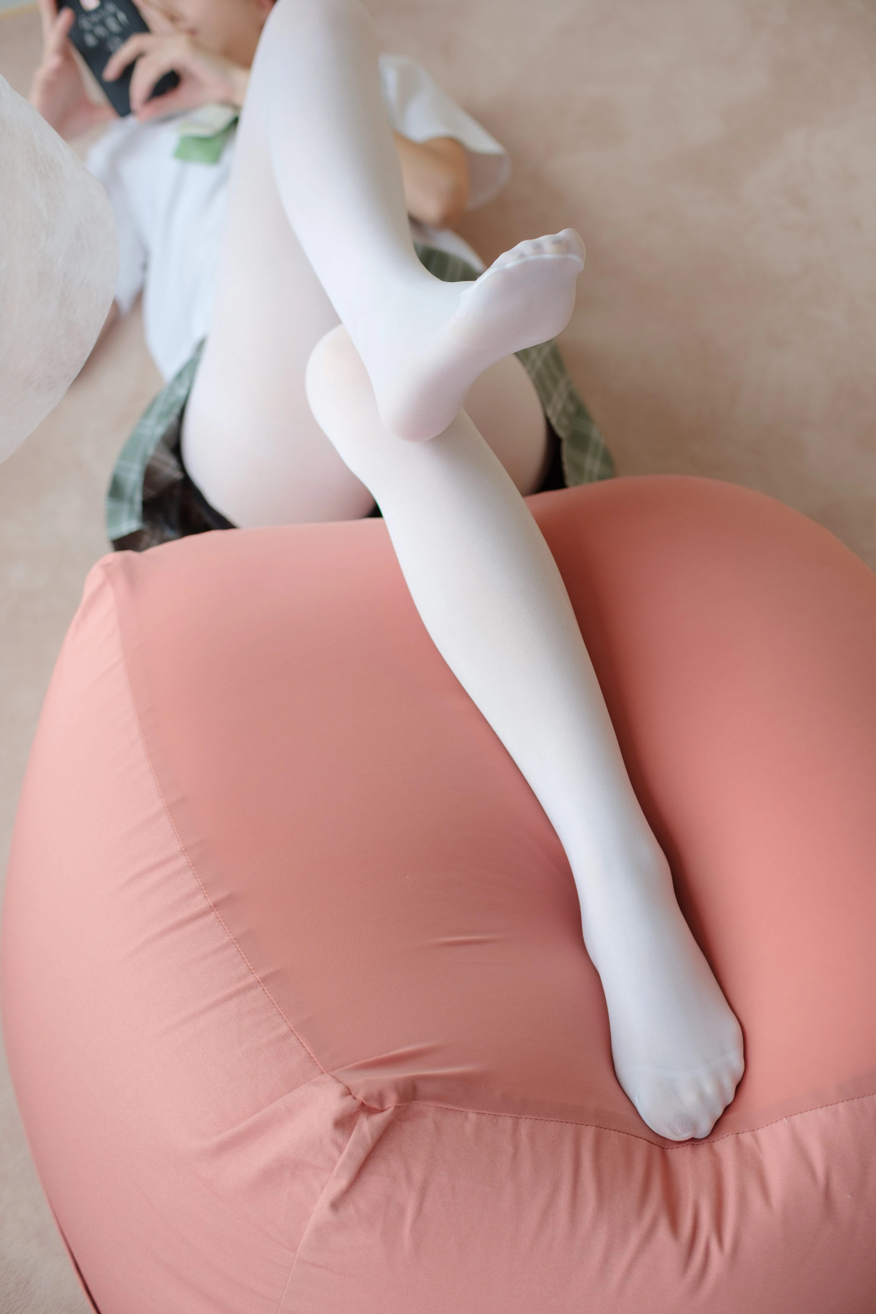 森萝财团 [BETA-023] JK白丝少女的美足 [88P]插图9